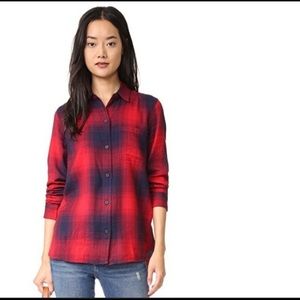 Madewell Classic flannel button down shirt.   XS